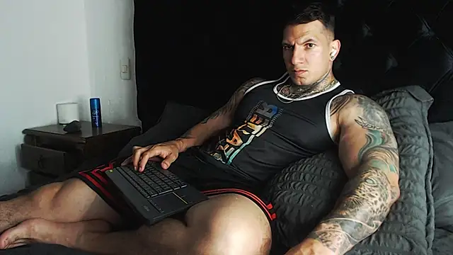 Shane_Clay webcam