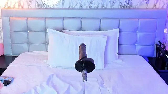 MELODYY_SWEET webcam