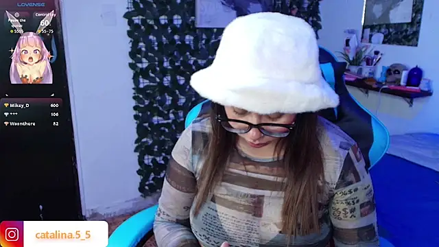 Kata_Bigboobs webcam