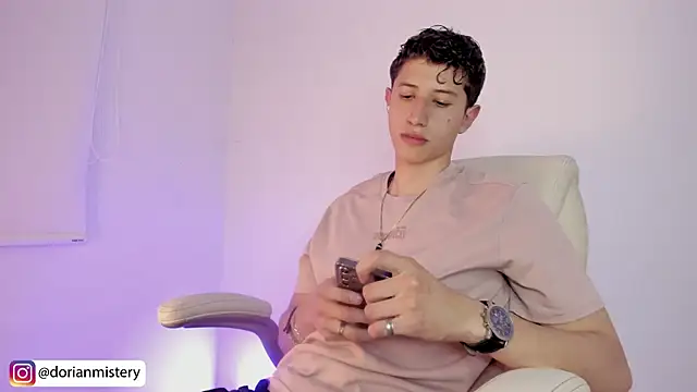 Dorianmistery2322_ webcam