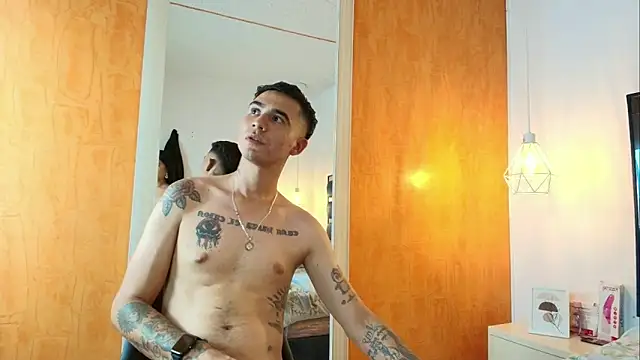 Irina_and_Max webcam