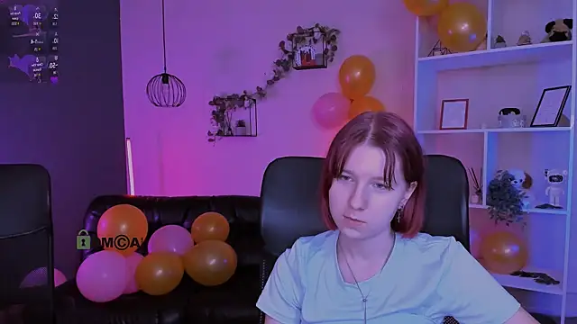 gloria_bubble webcam