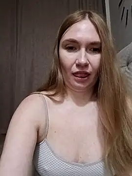 KisaVixen live sex cam