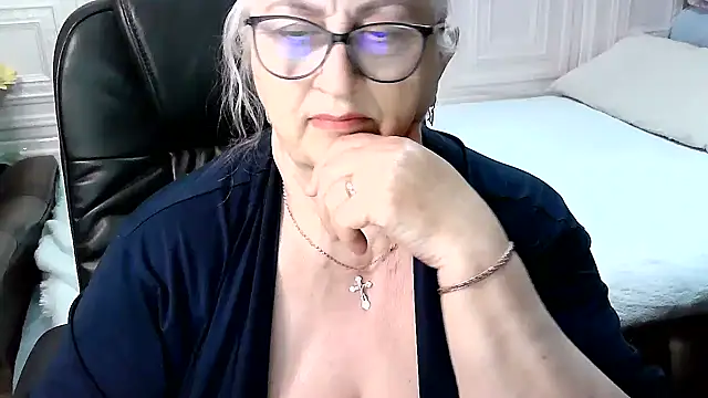 lolkaalyss - LolkaAlyss's free webcam - UK Sex Cams