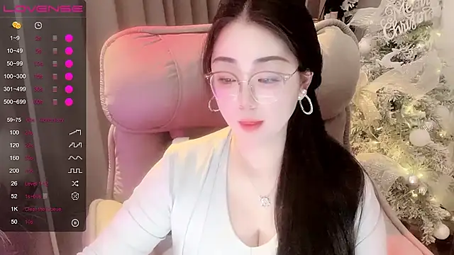 Monica-666888- webcam