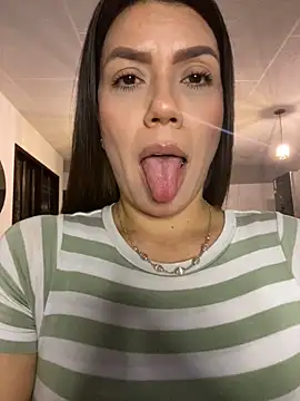 martina_contreras webcam