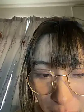 美女214Jun在线直播