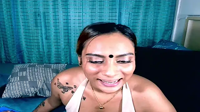 sexyindianchic webcam