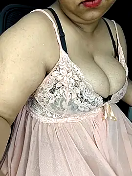 Curvy_Pooja webcam