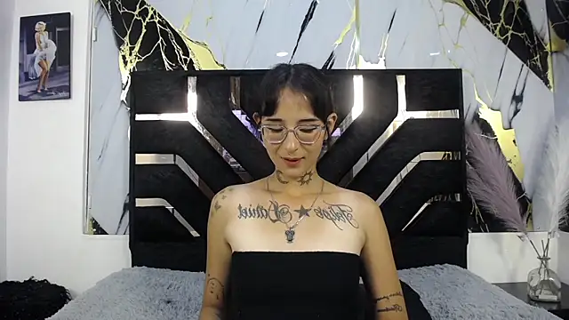 sophiesmithcs - Sophiesmithcs's free webcam - UK Sex Cams