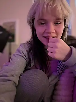 Cutiepiespanks webcam