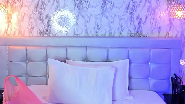 MELODYY_SWEET webcam