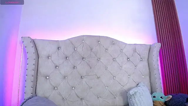 Elizabeth_Evans1 webcam