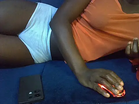 pretty_alma20 webcam