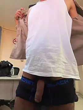 EnriquePersian197 webcam