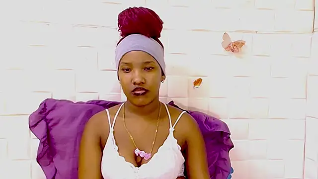 EroticSexyPrada webcam