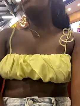 ZarahFerreira webcam