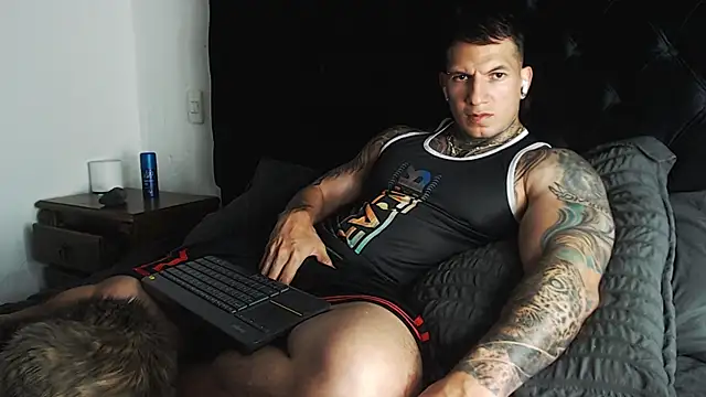 Shane_Clay webcam
