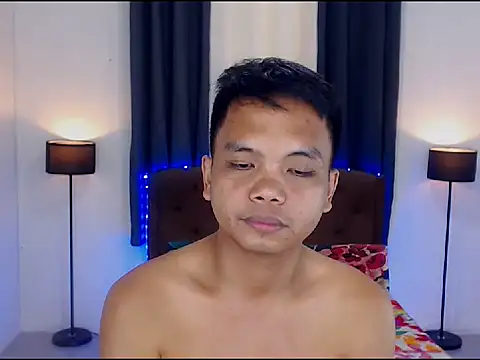 ianhardfucker (M young) - LETS CUM IN MY ROOM