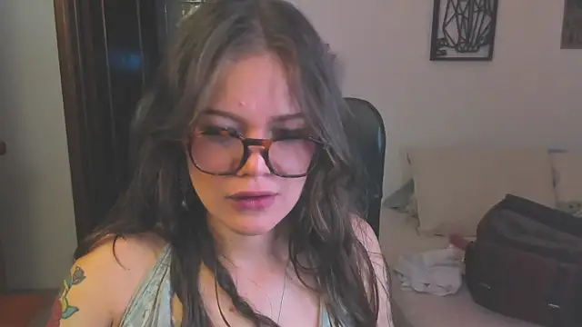 Tallulah_Kinky webcam