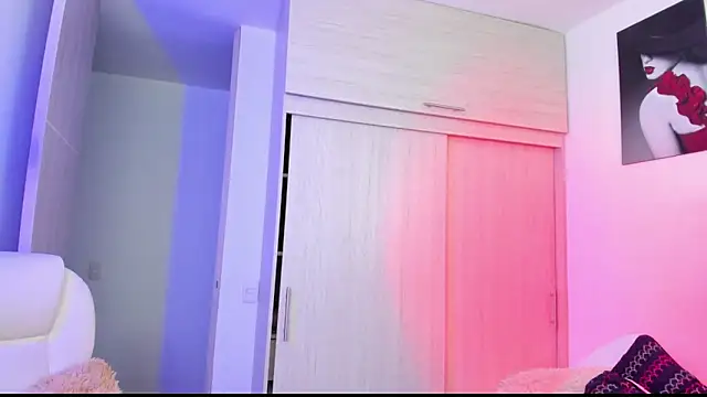 fioresantamaria - Fioresantamaria's free webcam - UK Sex Cams