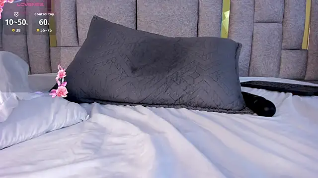 camilaa_smith_ webcam