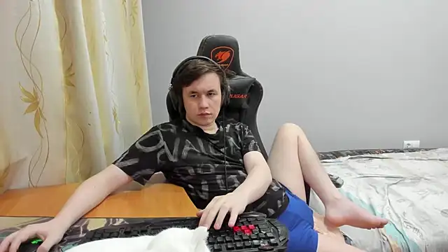 iliaskrislove webcam