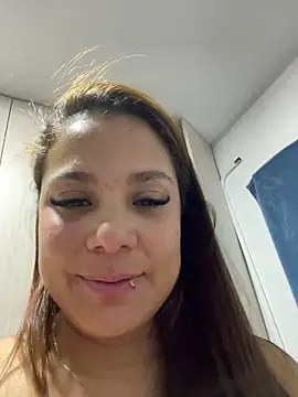 Pretty__Milf webcam