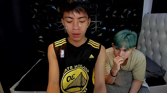 davincihugecock live sex cam