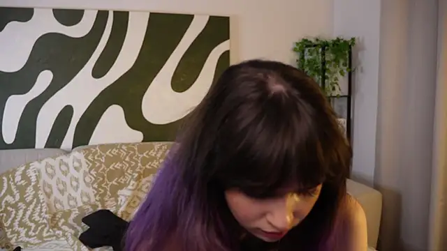 ElviaLopresti webcam