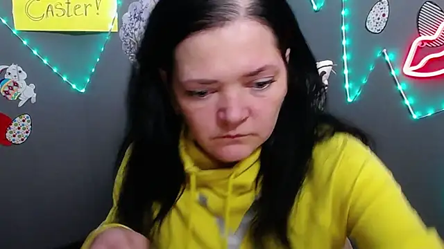 LauraFinn - Live Cam