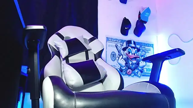 sebastian_horny webcam