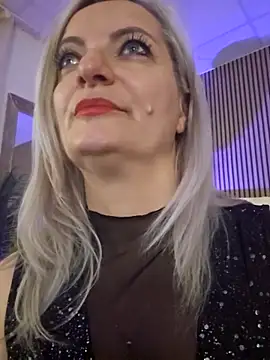 ladytouch - LadyTouch's free webcam - UK Sex Cams