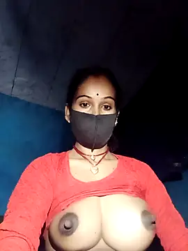 Nandani-758 webcam