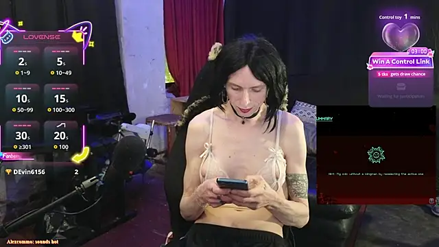 april_show_her webcam