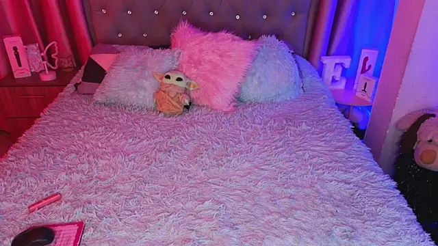 Emiily_Scott1 webcam