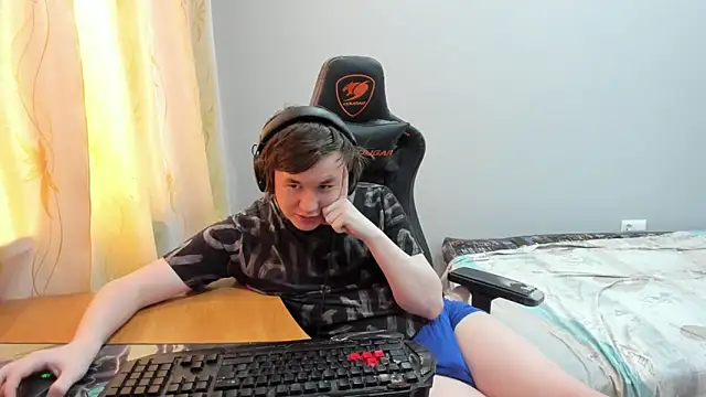 iliaskrislove webcam