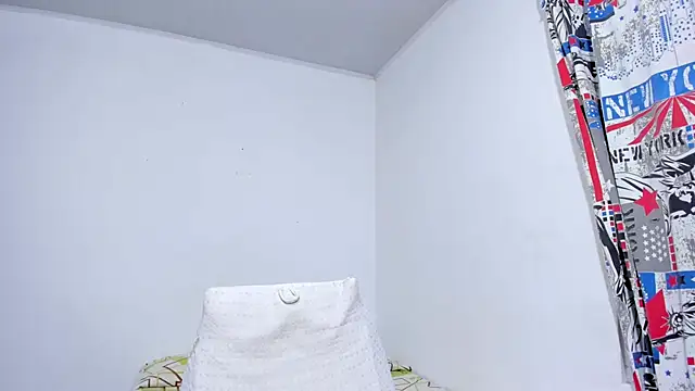 naive_natty10 webcam