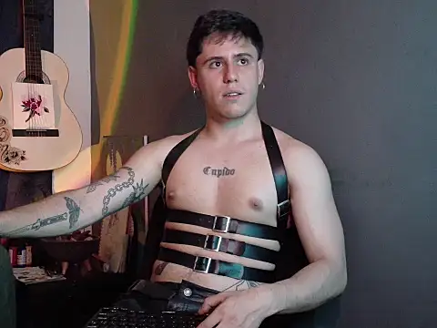 Antonello_Vannucci live sex cam