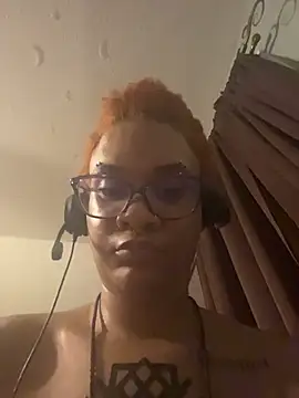 nickytheehawtie webcam