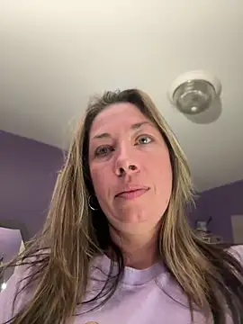 MiraKisss live sex cam