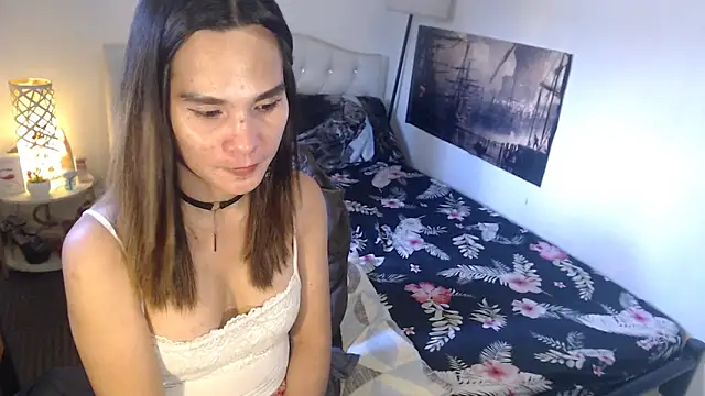 NinaDOM4CUM webcam