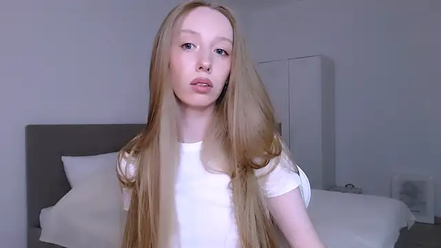 Luna_insniity webcam