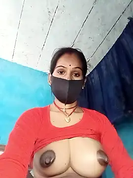 Nandani-758 webcam
