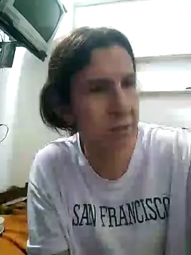 Cameron_puppy webcam