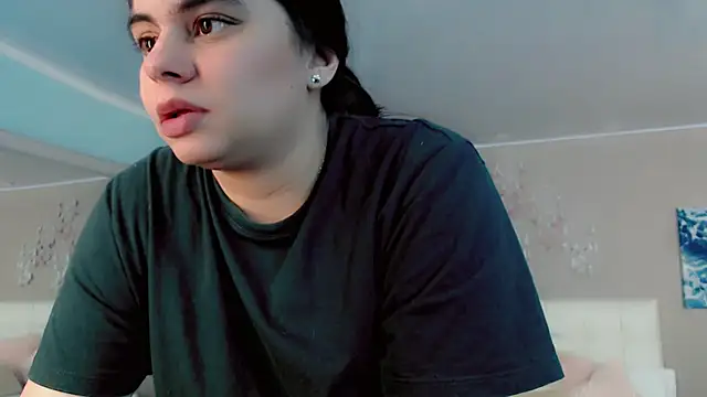 _Maddison_Ivanova_ webcam