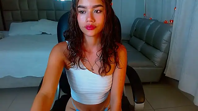 lilithfox05 webcam