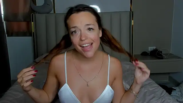 stellaa_quenn webcam