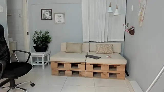 Nahomy_Collins_ webcam