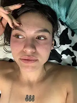 SweetCherry__ webcam